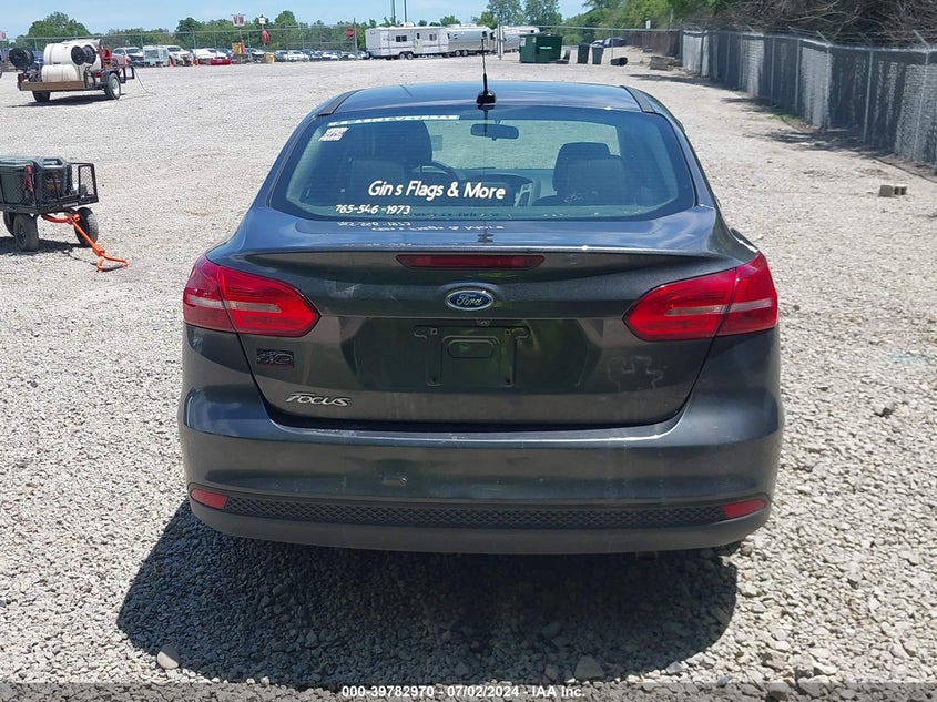 2018 Ford Focus S VIN: 1FADP3E25JL258318 Lot: 39782970