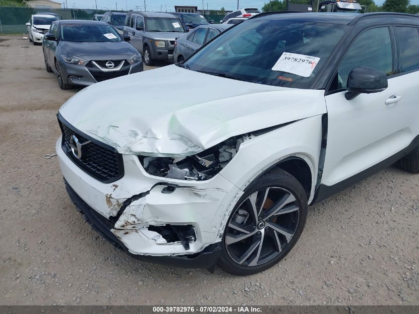 2021 Volvo Xc40 T5 R-Design VIN: YV4162UM1M2407036 Lot: 39782976