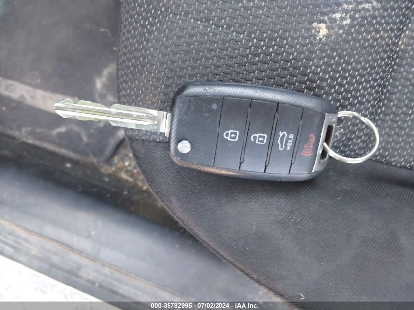 2017 Kia Forte Lx VIN: 3KPFK4A76HE101358 Lot: 39782995