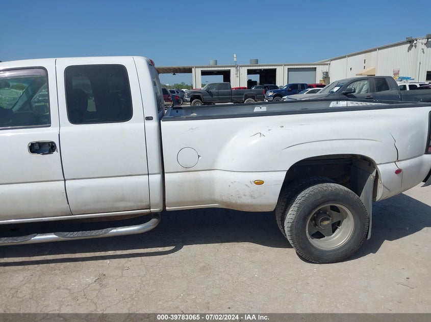 2001 Chevrolet Silverado 3500 Ls VIN: 1GCJC39G51F122848 Lot: 39783065