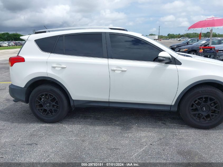 JTMRFREV5FJ044934 2015 Toyota Rav4 Xle