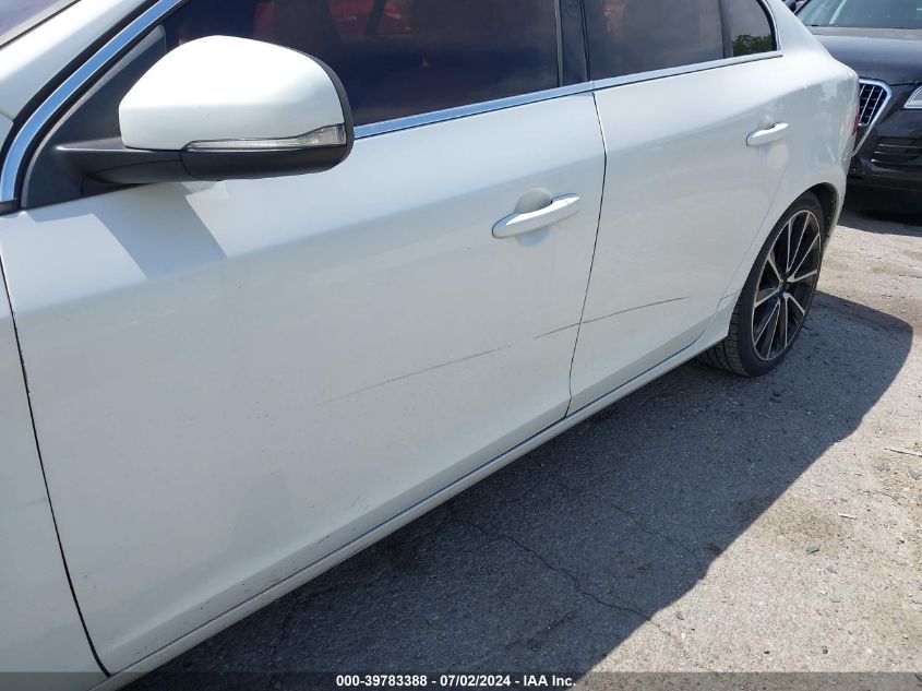 2016 VOLVO S60 PREMIER - YV126MFK8G2411808