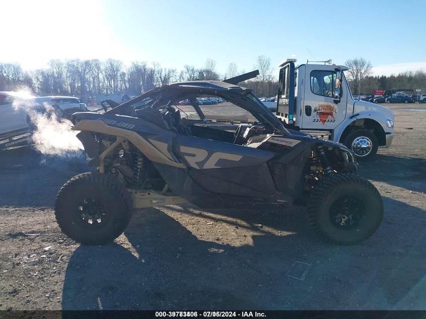 2023 CAN-AM MAVERICK X3 X RC 64 TURBO RR - 3JBVPAV48PE000304