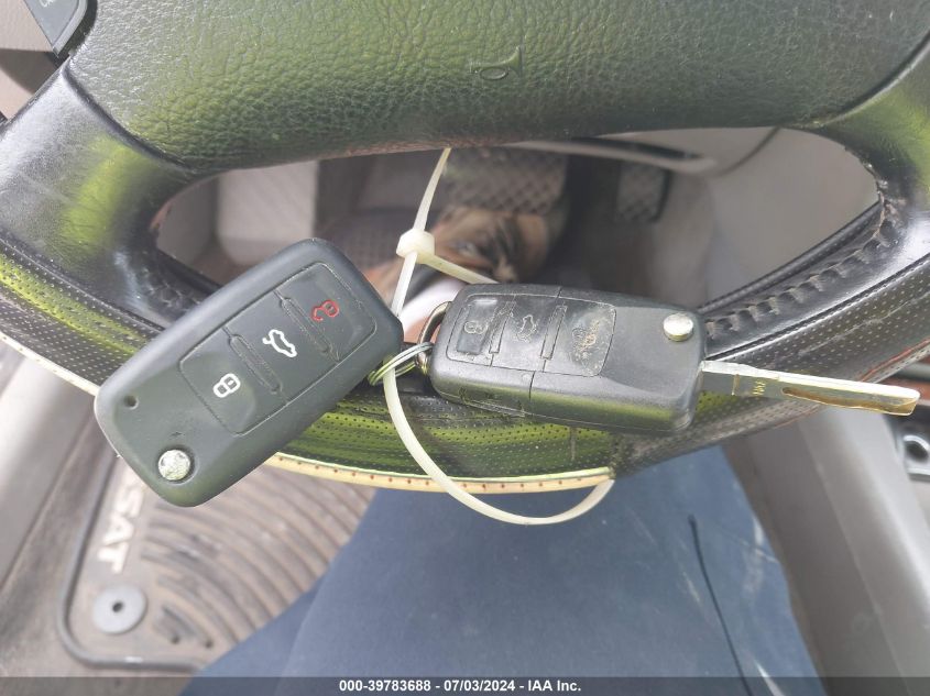 2004 Volkswagen Passat Gls VIN: WVWPD63B54P207046 Lot: 39783688