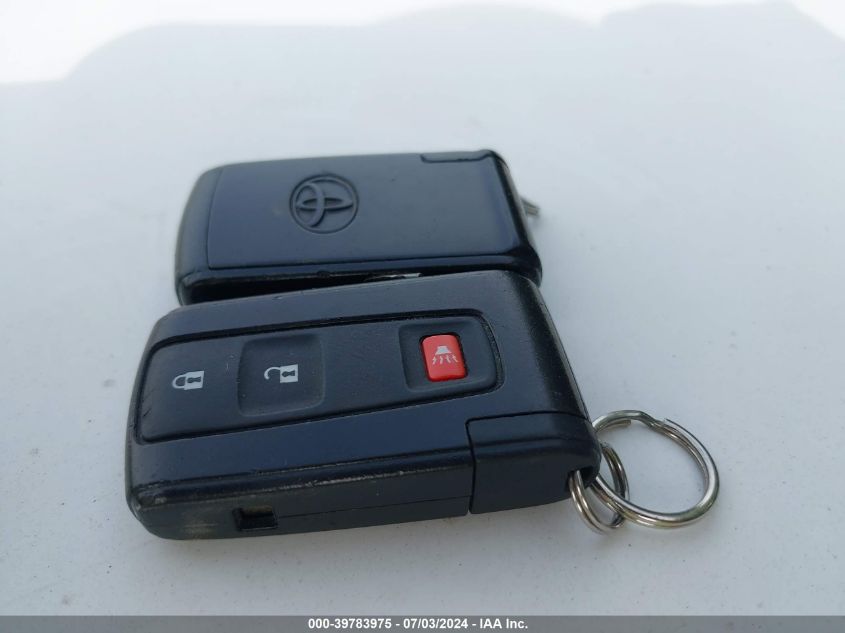 2004 Toyota Prius VIN: JTDKB22U740020895 Lot: 39783975