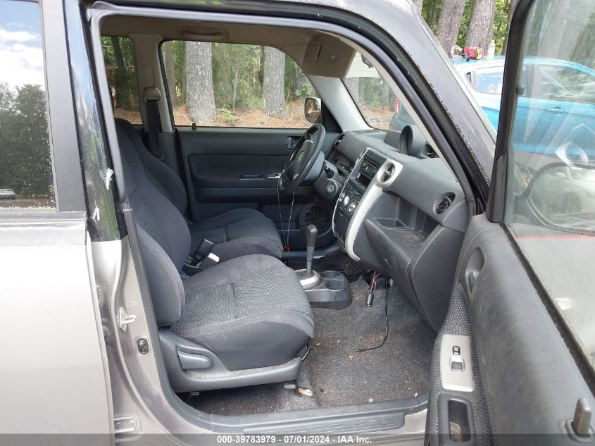 2005 Scion Xb VIN: JTLKT324754004987 Lot: 39783979