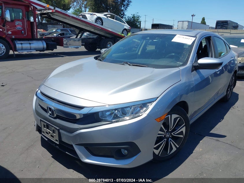 VIN JHMFC1F43JX007372 2018 HONDA CIVIC EX-T