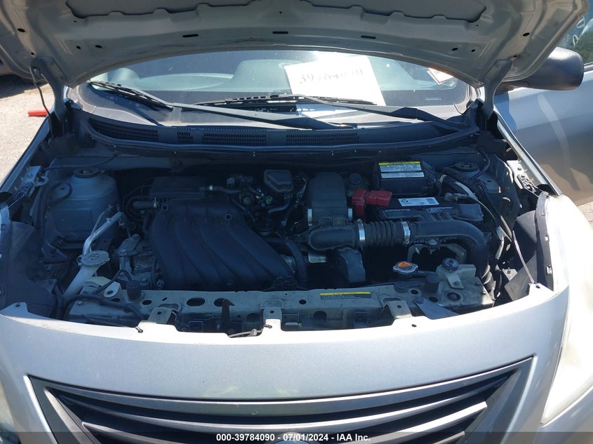 2013 Nissan Versa 1.6 S VIN: 3N1CN7AP0DL882589 Lot: 39784090