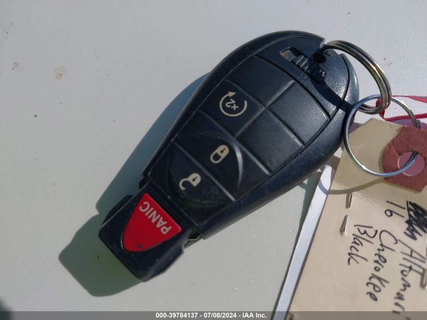 2016 Jeep Cherokee Latitude VIN: 1C4PJMCBXGW252409 Lot: 39784137