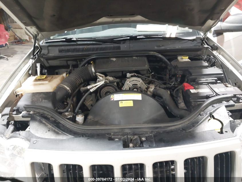 2010 Jeep Grand Cherokee Laredo VIN: 1J4PR4GK9AC152193 Lot: 39784172