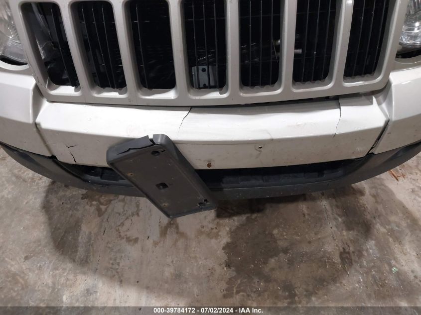 2010 Jeep Grand Cherokee Laredo VIN: 1J4PR4GK9AC152193 Lot: 39784172