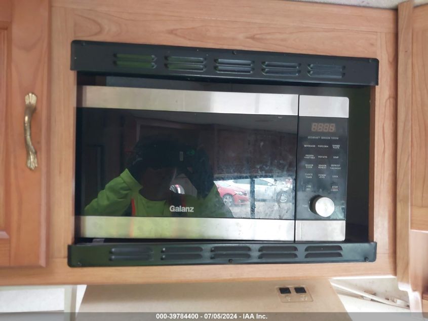 1FDXE40S9XHA23213 1999 Ford Econoline E450 Super Duty Cutwy Rv