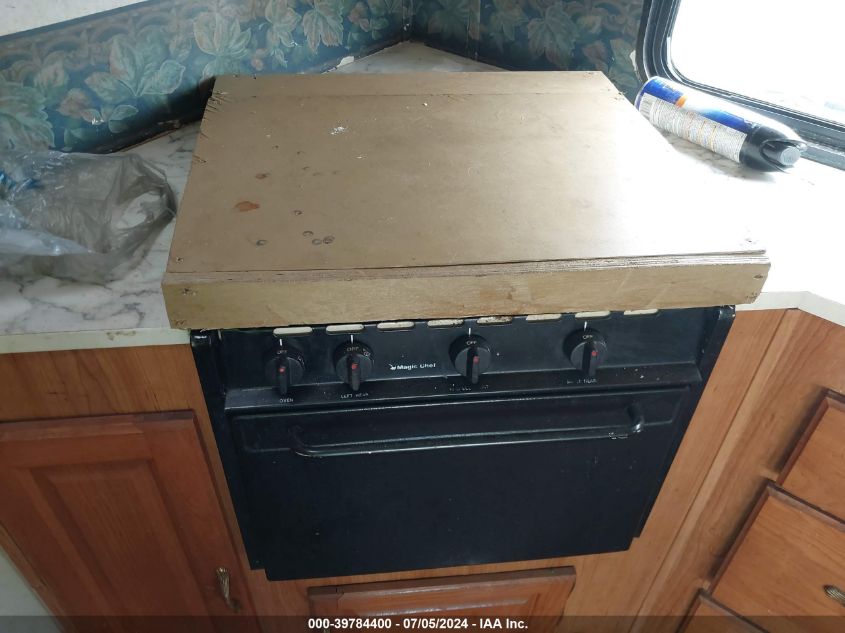 1FDXE40S9XHA23213 1999 Ford Econoline E450 Super Duty Cutwy Rv