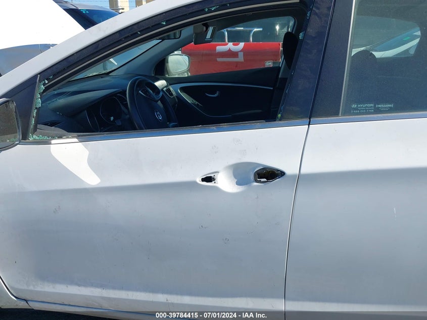 2014 Hyundai Elantra Gt VIN: KMHD35LH1EU158172 Lot: 39784415