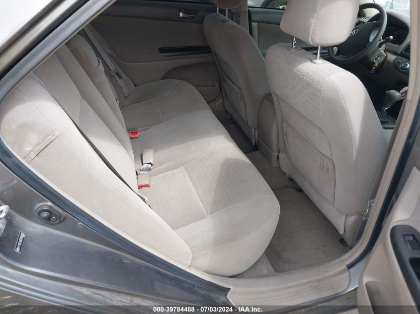 4T1BE32K05U640893 2005 Toyota Camry Le