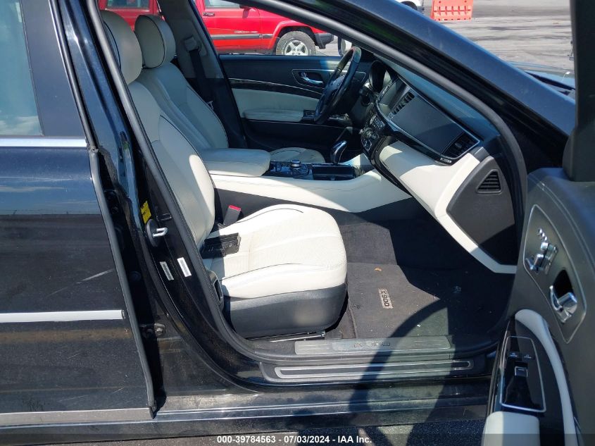 2015 Kia K900 Luxury VIN: KNALW4D49F6021139 Lot: 39784563