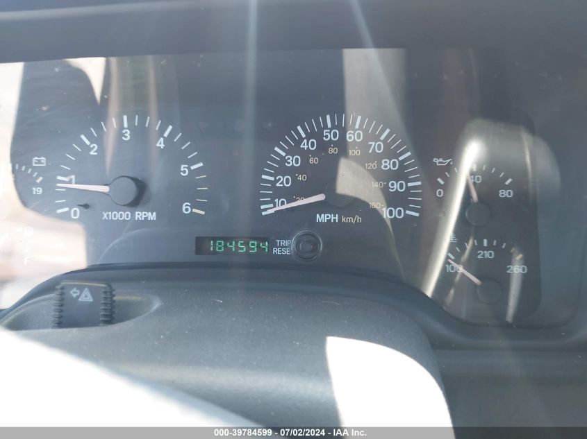 2000 Jeep Cherokee Sport VIN: 1J4FF48S5YL180411 Lot: 39784599