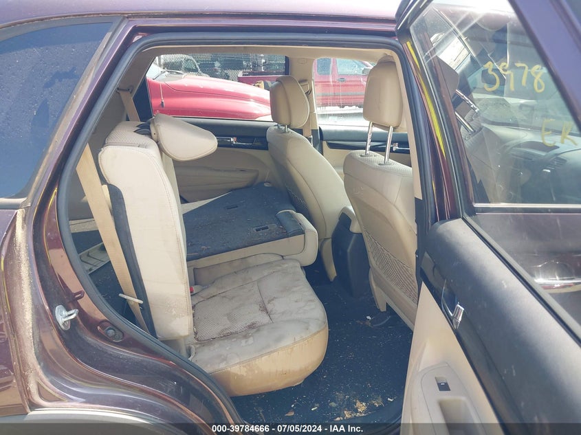 2011 Kia Sorento Lx VIN: 5XYKT3A13BG139044 Lot: 39784666