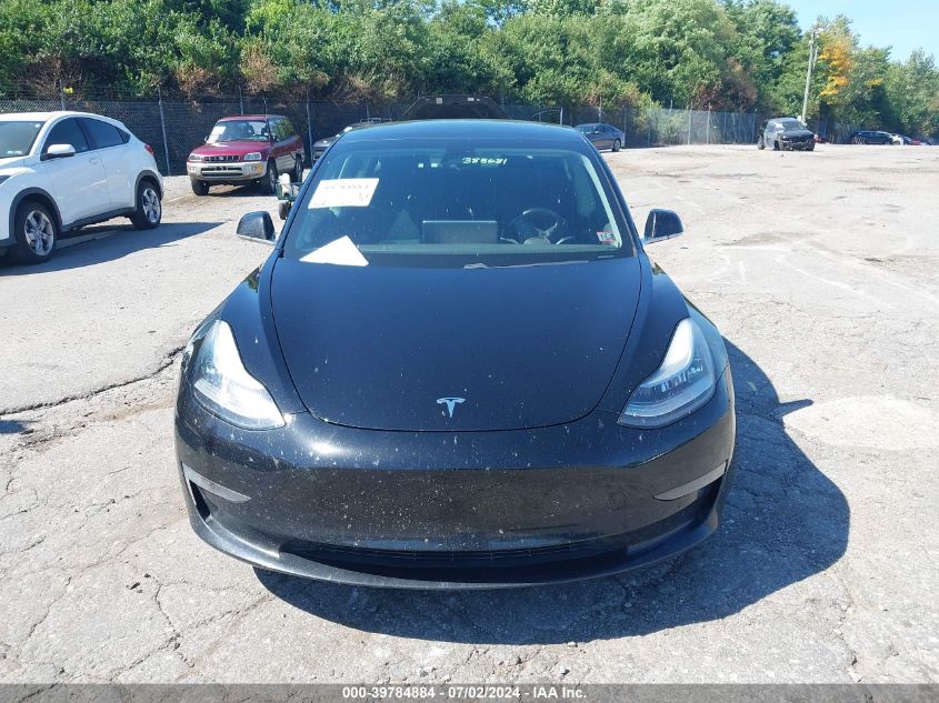 2019 Tesla Model 3 Long Range/Performance VIN: 5YJ3E1EB6KF385681 Lot: 39784884