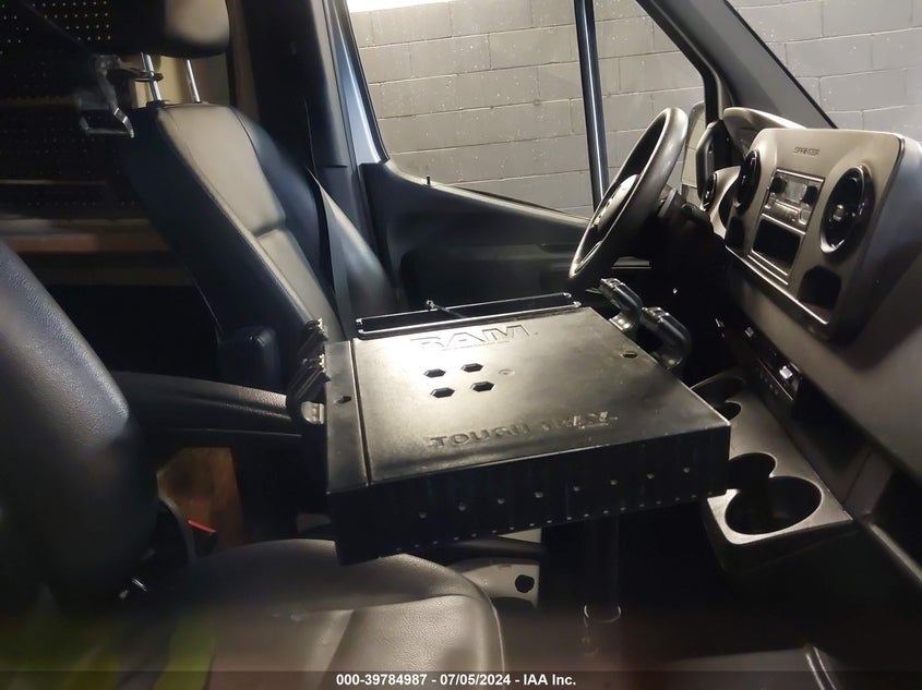 2021 Mercedes-Benz Sprinter 2500 Standard Roof V6 VIN: W1W4EBHYXMT079937 Lot: 39784987