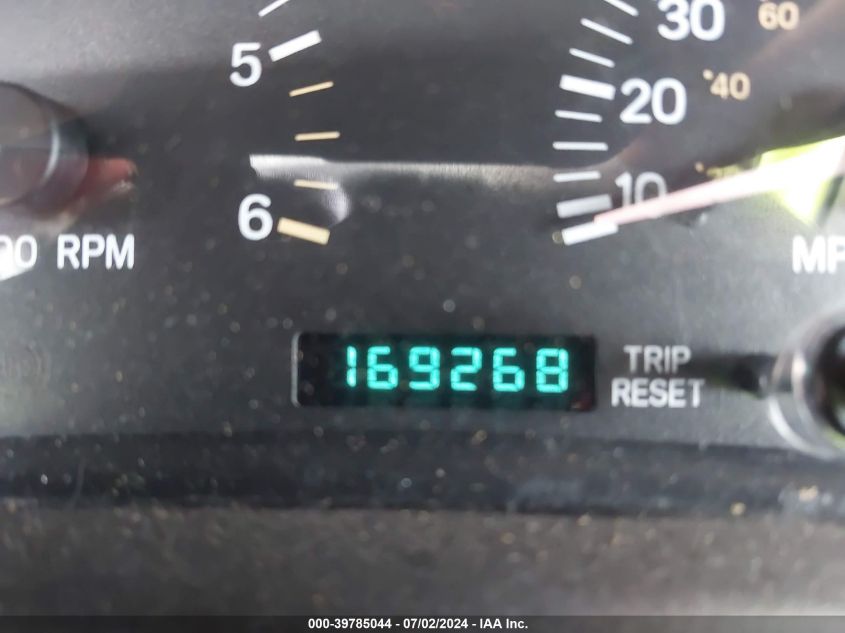 2000 Jeep Cherokee Sport VIN: 1J4FF48S3YL187891 Lot: 39785044