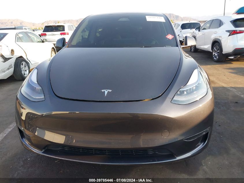 2024 Tesla Model Y Long Range Dual Motor All-Wheel Drive VIN: 7SAYGDEE0RA239041 Lot: 39785446