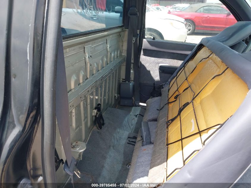 2000 Toyota Tacoma VIN: 4TANL42N4YZ652037 Lot: 39785455