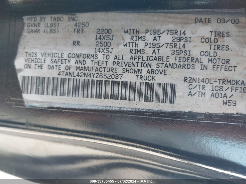 2000 Toyota Tacoma VIN: 4TANL42N4YZ652037 Lot: 39785455