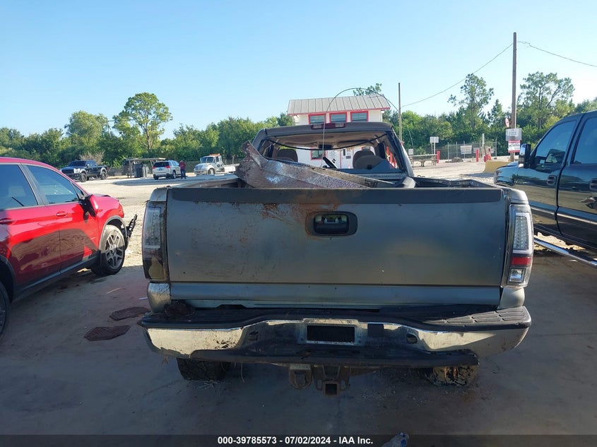 2003 Chevrolet Silverado C2500 Heavy Duty VIN: 1GCHC29183E166890 Lot: 39785573