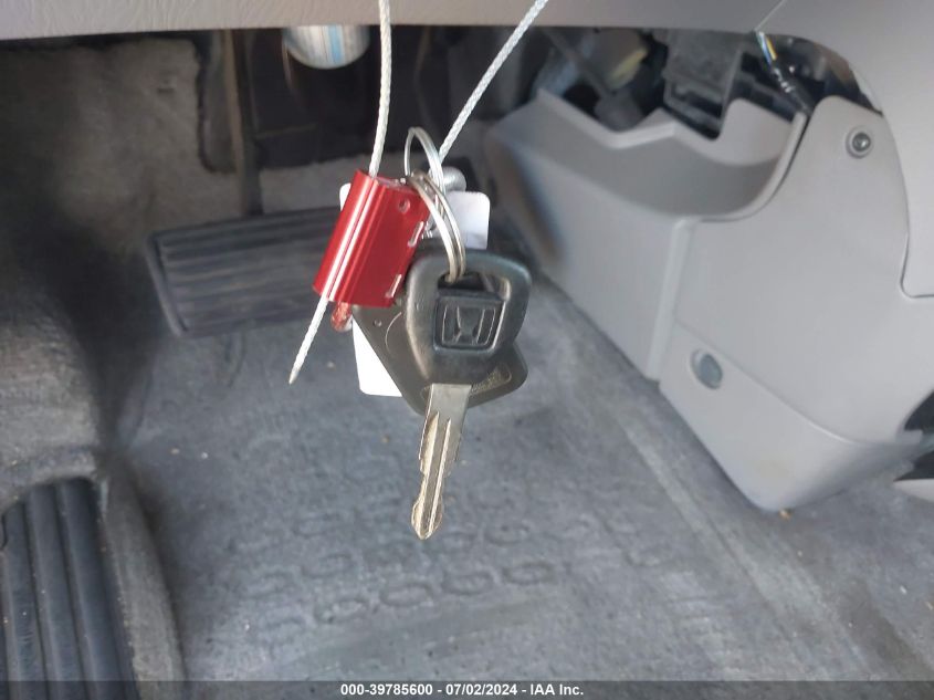 2002 Honda Odyssey Ex VIN: 5FNRL186X2B046470 Lot: 39785600