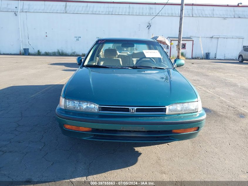 1992 Honda Accord Lx VIN: 1HGCB7656NA213234 Lot: 39785863