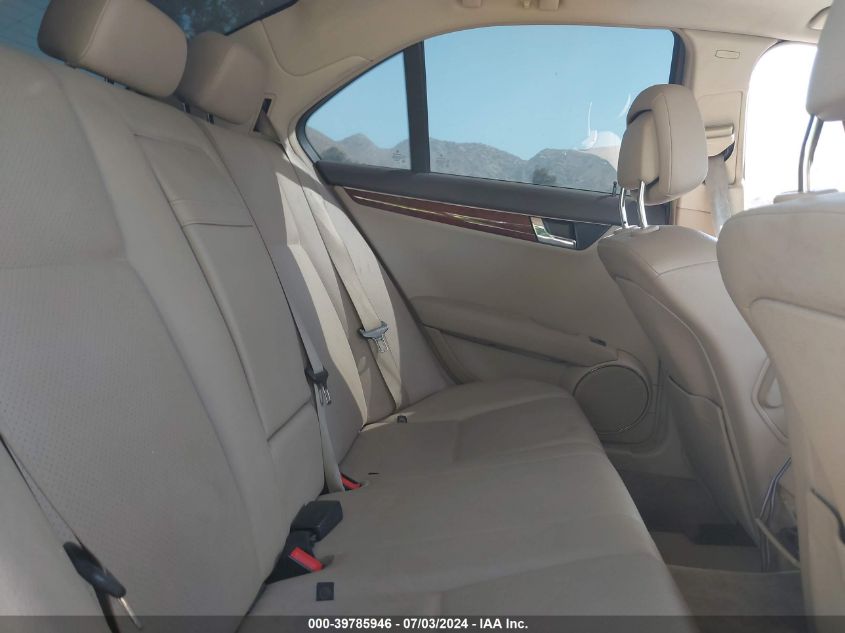 2011 Mercedes-Benz C 300 Luxury/Sport VIN: WDDGF5EB6BF633855 Lot: 39785946