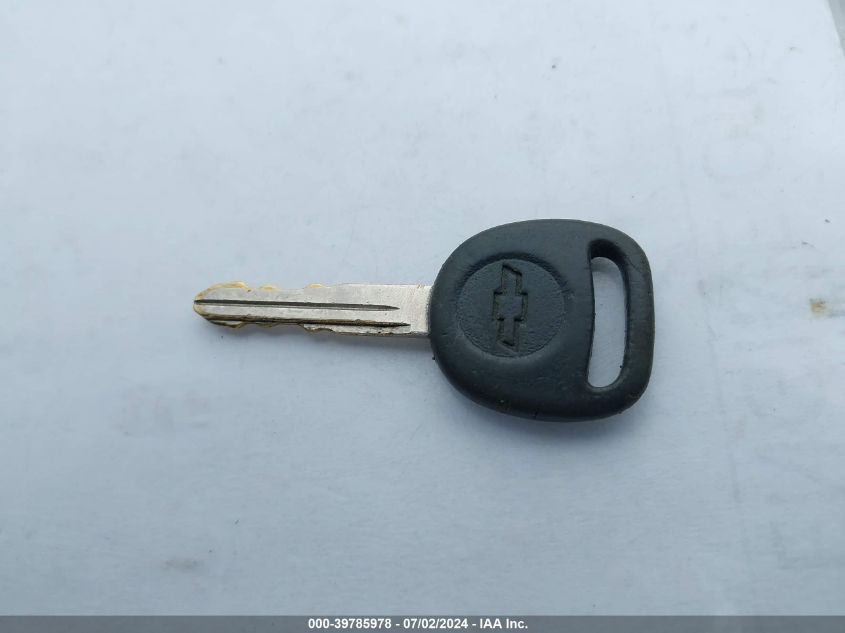 2002 Chevrolet Astro Ls VIN: 1GNDM19X42B104310 Lot: 39785978