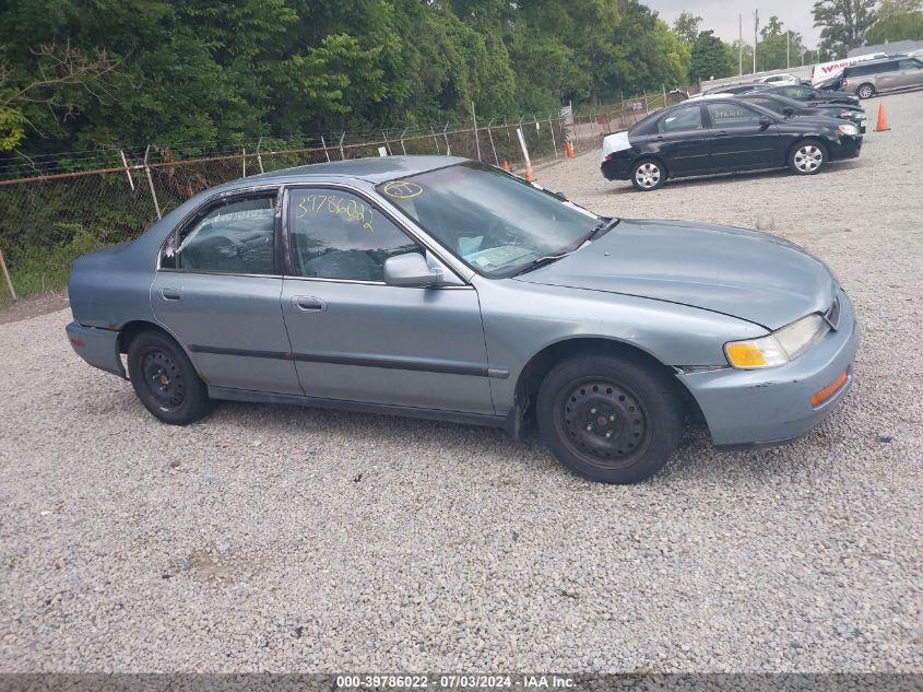 1996 Honda Accord Lx/Ex VIN: 1HGCD5637TA252859 Lot: 39786022