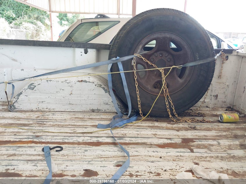 2004 Chevrolet Silverado 1500 Work Truck VIN: 1GCEC14TX4Z290191 Lot: 39786160