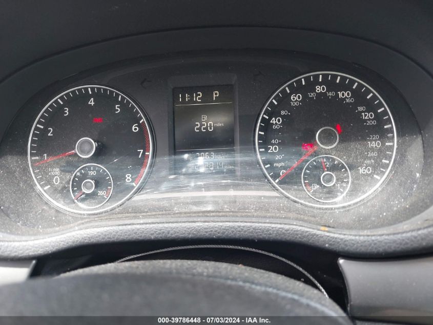 2014 Volkswagen Passat 2.5L S VIN: 1VWAP7A33EC008839 Lot: 39786448