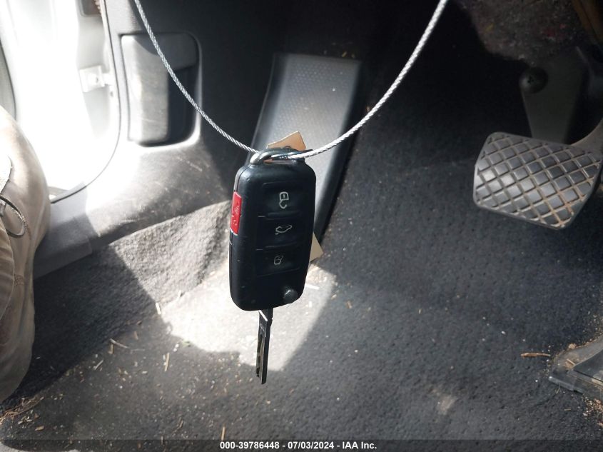 2014 Volkswagen Passat 2.5L S VIN: 1VWAP7A33EC008839 Lot: 39786448