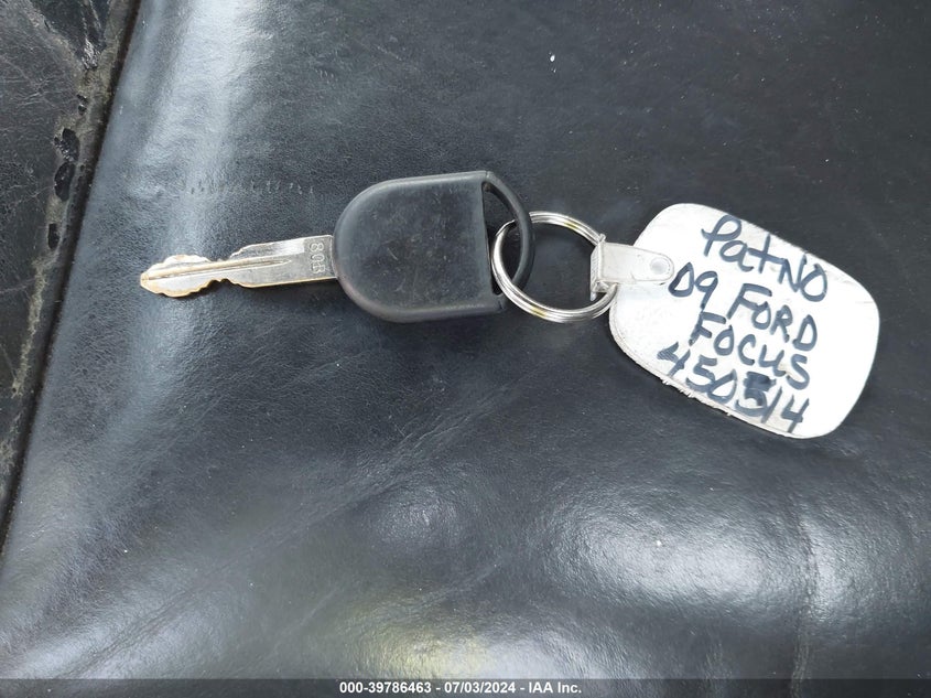 2009 Ford Focus Sel VIN: 1FAHP37N59W131233 Lot: 39786463