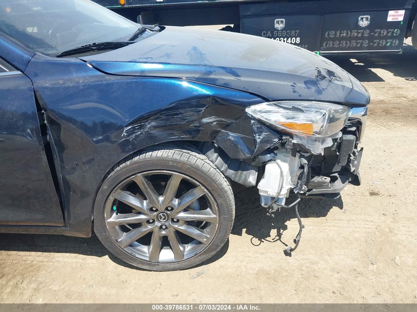 2018 MAZDA MAZDA3 TOURING - 3MZBN1V37JM190281