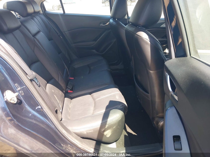 2018 MAZDA MAZDA3 TOURING - 3MZBN1V37JM190281