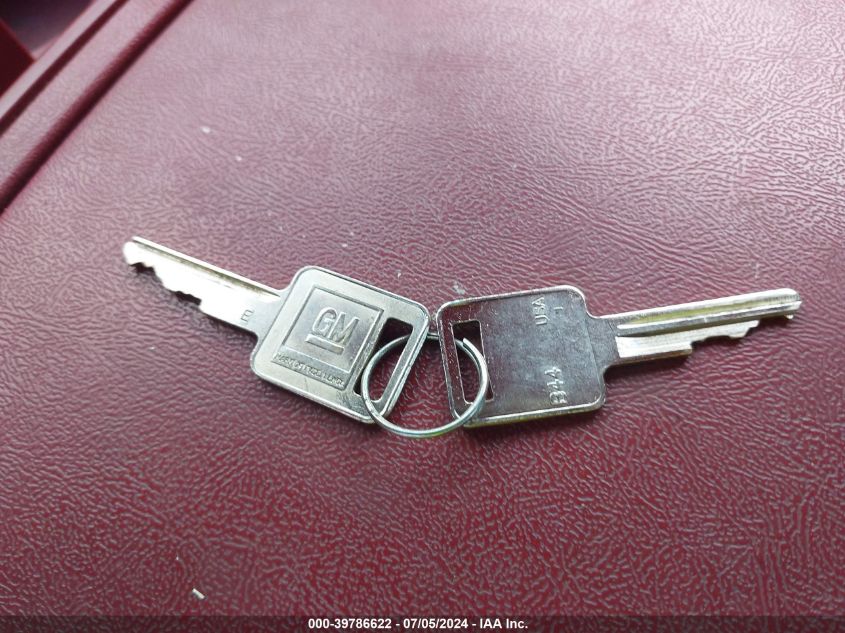 1993 Chevrolet Gmt-400 C1500 VIN: 2GCEC19K5P1204122 Lot: 39786622