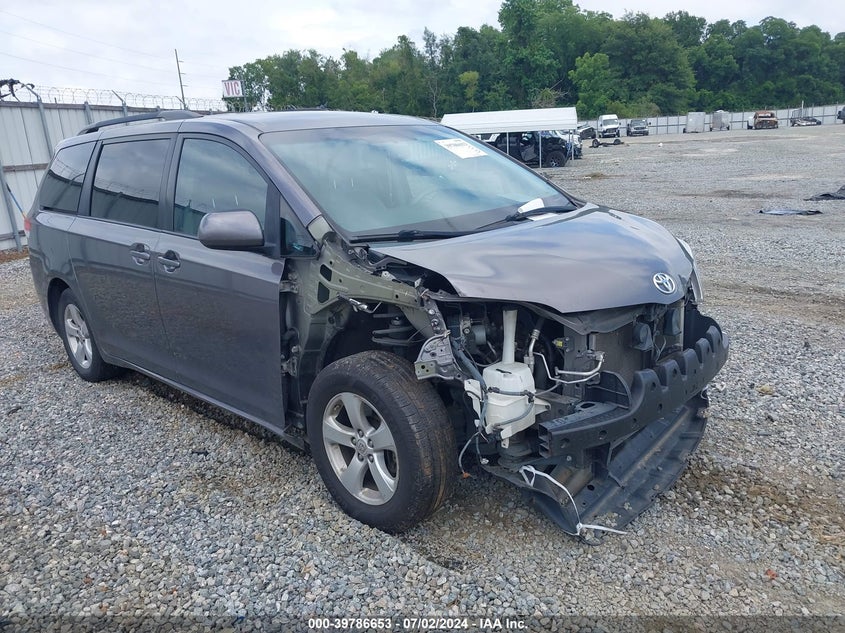 2011 Toyota Sienna Le V6 VIN: 5TDKK3DC3BS039058 Lot: 39786653