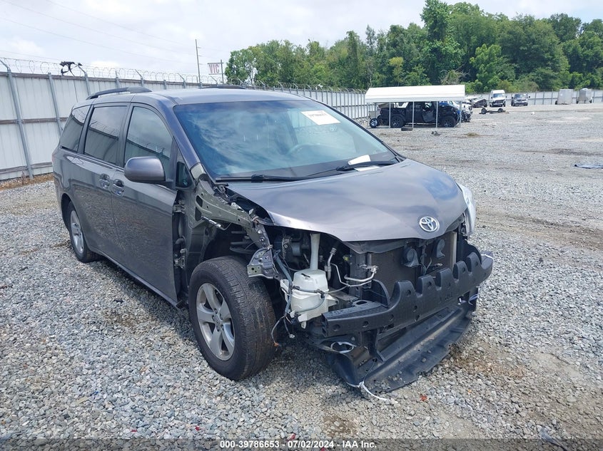 2011 Toyota Sienna Le V6 VIN: 5TDKK3DC3BS039058 Lot: 39786653