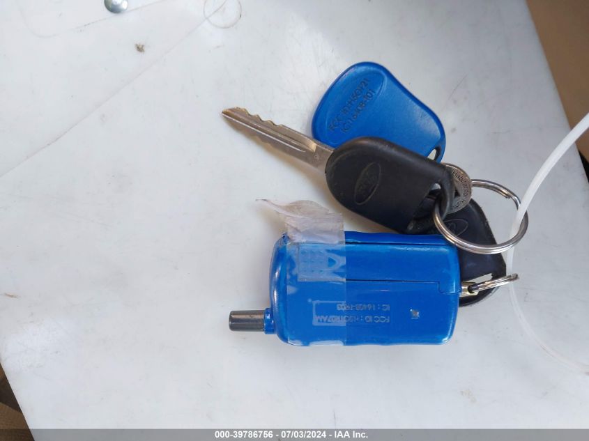 2005 Ford F-150 Lariat/Xl/Xlt VIN: 1FTPX12545FB25421 Lot: 39786756