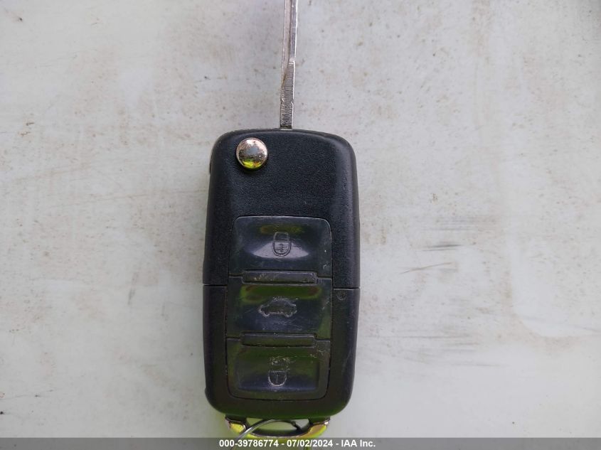 2005 Volkswagen New Beetle Gls VIN: 3VWCK31C25M410866 Lot: 39786774