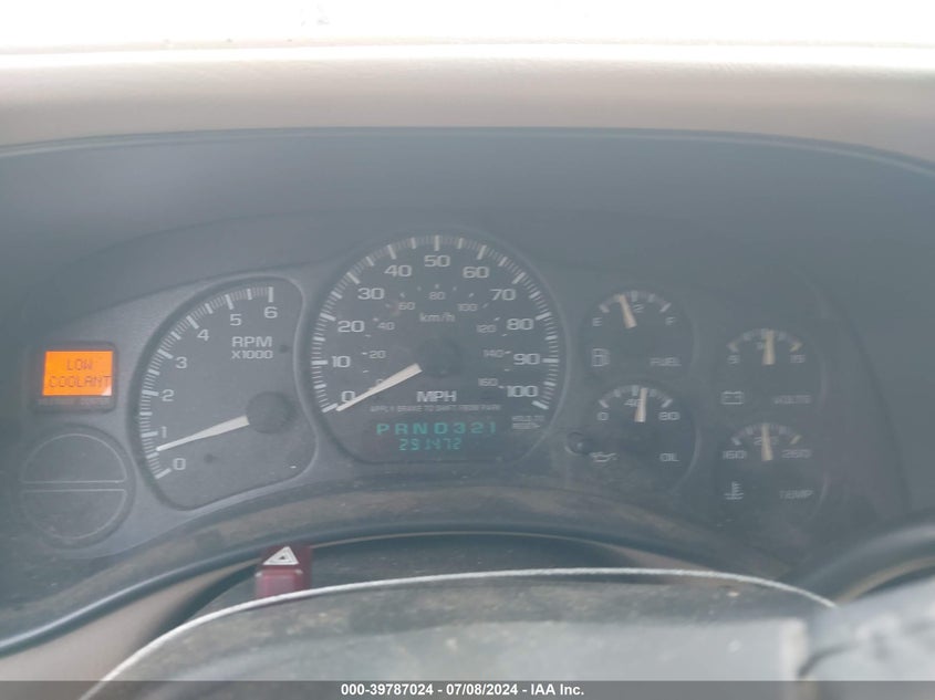 2002 Chevrolet Silverado 1500 Ls VIN: 2GCEK19T121182124 Lot: 39787024