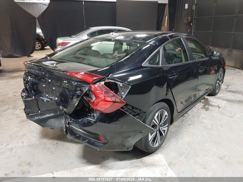 VIN JHMFC1F37JX035912 2018 HONDA CIVIC EX-T