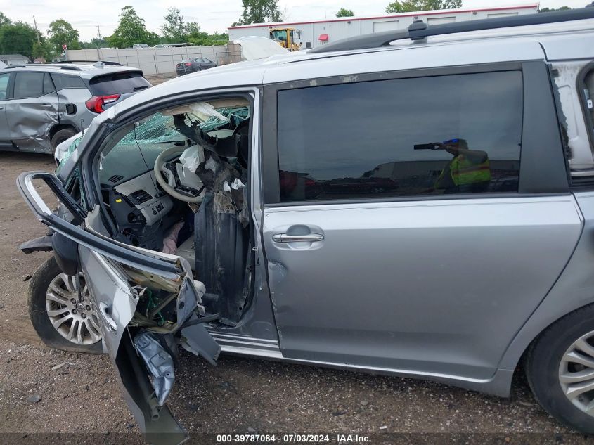 5TDYK3DC5CS258048 2012 Toyota Sienna Xle V6 8 Passenger