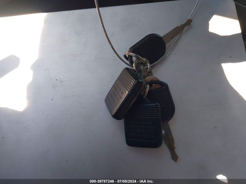 2004 Ford Explorer Nbx/Xlt VIN: 1FMZU73K04ZA93066 Lot: 39787246