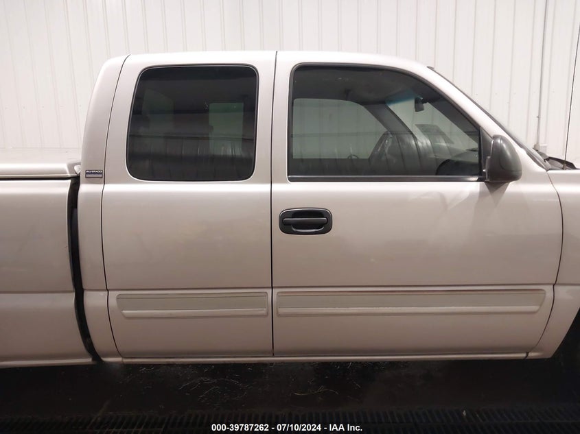 2005 Chevrolet Silverado 1500 Ls VIN: 2GCEC19V051199547 Lot: 39787262